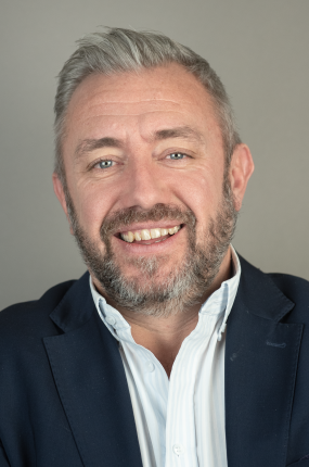 M. Guillaume DARTOIS